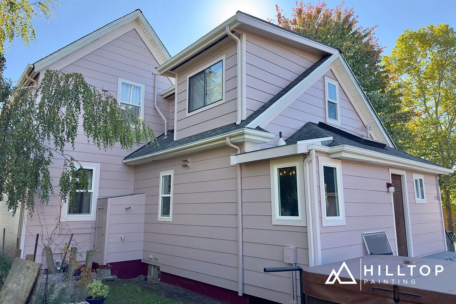 A Bellingham Victorian in Glamour SW 6031 with Burgundy Accents — photo 4
